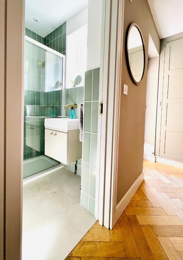 Stylish 1 Bedroom Designer Apartment ลอนดอน ภายนอก รูปภาพ
