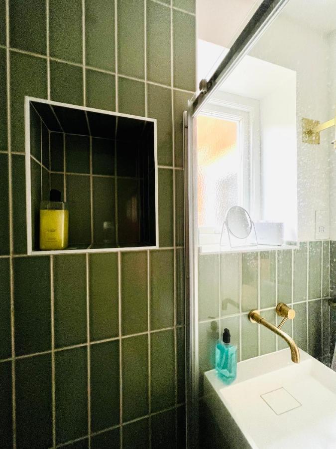 Stylish 1 Bedroom Designer Apartment ลอนดอน ภายนอก รูปภาพ